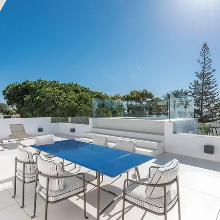 Holiday home Harmonia: Luxury Beachside Retreat With Breathtaking Views In *