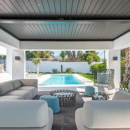 Holiday home Harmonia: Luxury Beachside Retreat With Breathtaking Views In Marbella